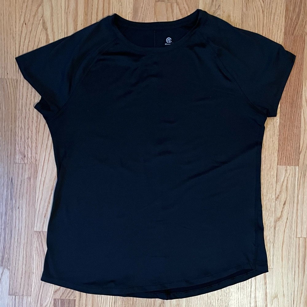 Champion Woman’s Athletic Top Size Large Black